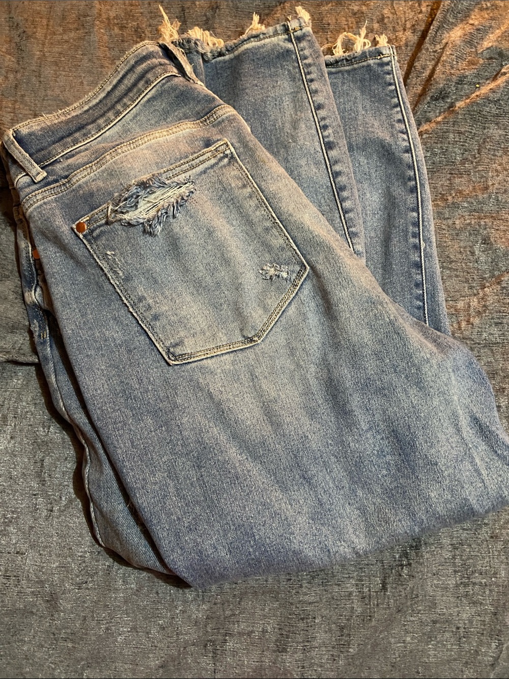 Judy Blue Light Wash Straight Leg Jeans with Distressed Back Pocket